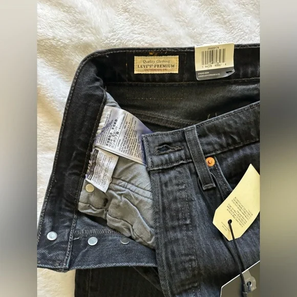 Levi’s Skinny Jeans - Picture 5 of 6